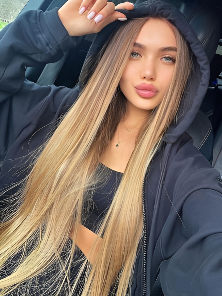 Оксана привлекальеная девушка из Ровеньков цена от 1500 руб