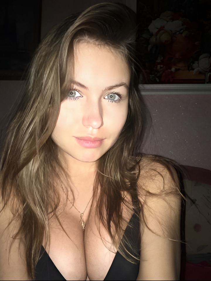 Стефания привлекальеная девушка из Ровеньков цена от 5000 руб