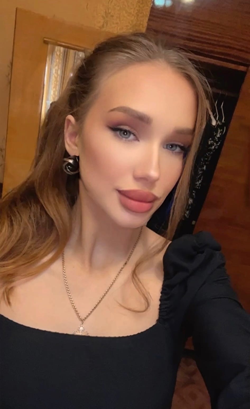 Машка привлекальеная девушка из Ровеньков цена от 3000 руб