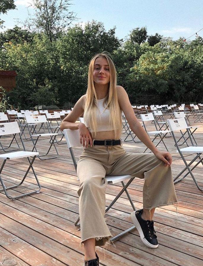 🎥 ДАРЬЯ привлекальеная девушка из Ровеньков цена от 5000 руб