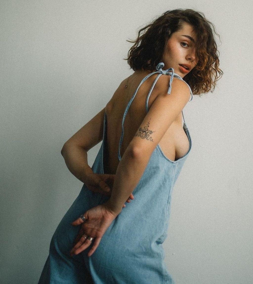 Катрина привлекальеная девушка из Ровеньков цена от 6000 руб